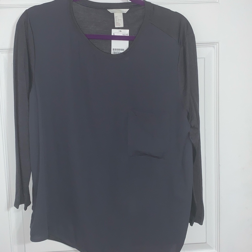 H&M top large grey